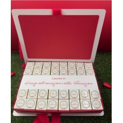 Scatola di cioccolatini artigianali con cremini – Regalo dolce e personalizzato