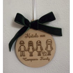 Sfera in Legno Incisa Famiglia – Decorazione Artigianale e Regalo Personalizzato